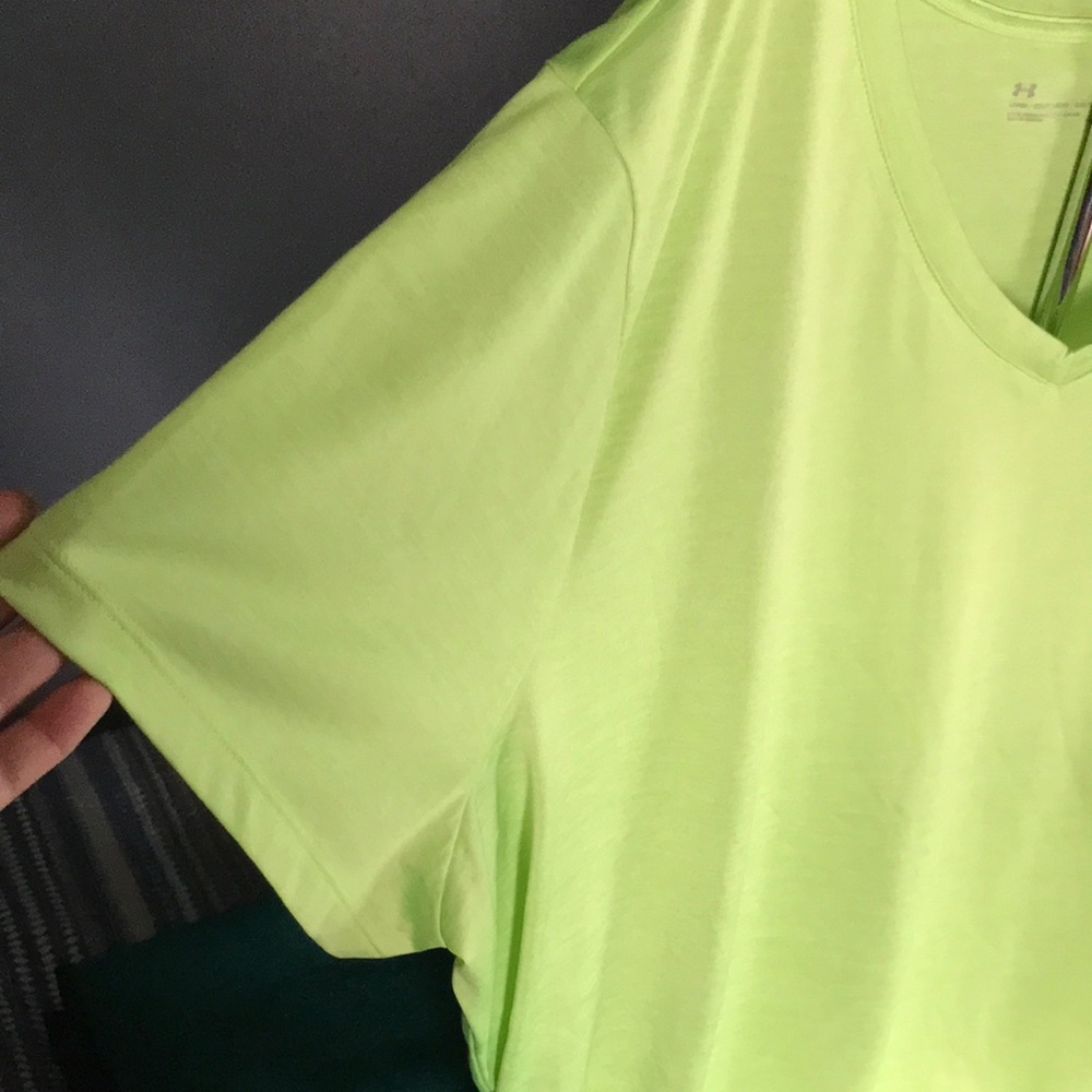 Under Armour Women's Lime Green V-Neck Top - Picture 3 of 5